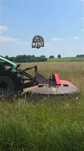 Deutz Agrotron 105 mäht für Heuernte🚜💯