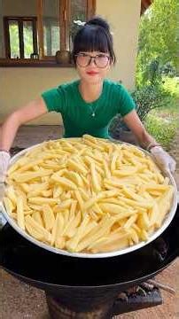 Cooking yummy deep fried potato with sauce recipe