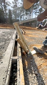 8.9K views · 131 reactions | Modified high-lift farm jack pulls fence posts with ease, strong leverage, simple DIY removal solution. #DIYTools #FarmHack #PostPuller #RanchLife #FenceRepair #HandyTools #WorkSmarter | Kayala Domes | Facebook