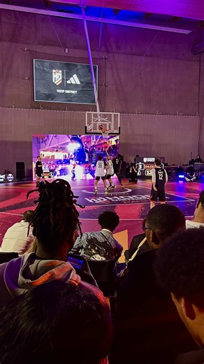 le jour où la France va prendre le sport au sérieux waw (je rigolais pour le foot) #francaisauxusa #france #amerique