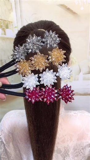 Stylish Hairpins for Cute Bun Styles