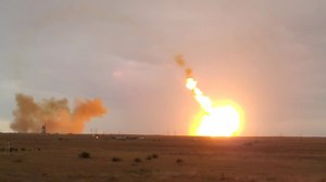 crash de la fusée proton-M en plan large