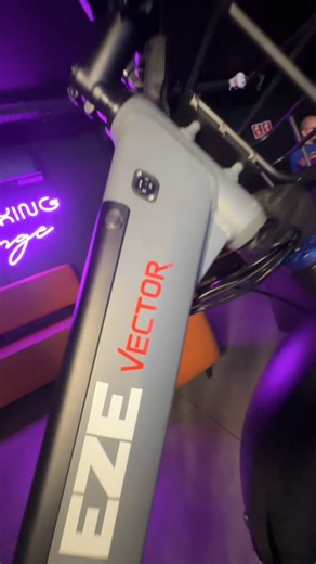 EZE Vector - Motor 750W, autonomia de até 60km, aro 26"