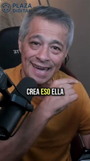 The Chinese woman is biting her lips, Rafael López Aliaga, can someone silence him?
