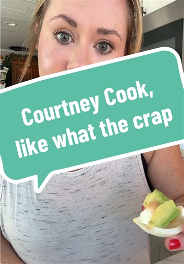 @Courtney Cook you’ve got some explaining to do. But also, thank you for expanding my culinary food intake 😂🥴 #courtneycook #weirdfoodcombos #notpregnant #foodreview #foodie
