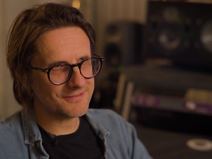 158K views · 2.3K reactions | Steven Wilson discusses the sound design elements and layers of "No Jacket Required" he's able to highlight in Dolby Atmos spatial audio. Get the new Blu-ray audio disc of Phil Collins' "No Jacket Required", featuring the brand new Dolby Atmos, Stereo and 5.1 mixes by Steven, alongside the original 1985 mix: https://lnkfi.re/NoJacketRequired2025 | Phil Collins | Facebook
