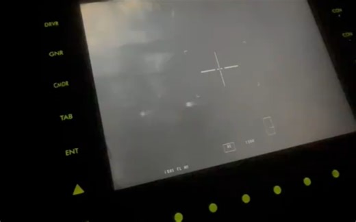 [第一人称] 驾驶布雷德利击毁俄军BTR👊