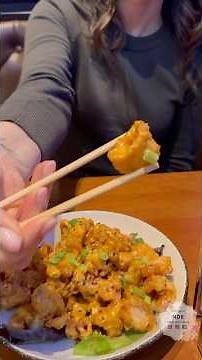 Sushi, BBQ AND pizza in one place? Tommy’s Tavern + Tap at Christiana Mall has them all 😋