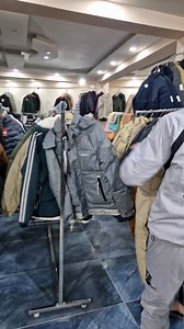 811K views · 9.5K reactions | S MART GOLE MARKET SALE AT KARANAGAR NEAR MASJID盧8899706883(BIG DAMAKA SALE WINTER CLEARANCE SALE BEST PRICE BUMPER OFFER 50%OFF+30%OFF | Sameer Dar | Facebook