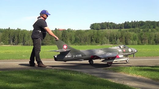 GIANT RC JET SWISS HAWKER HUNTER F58 超详细比例模型瑞士空军