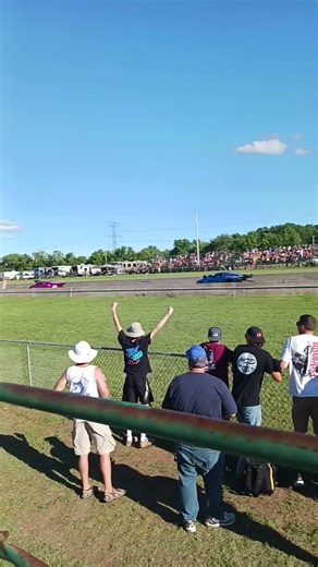 Stinky Pinky verse Jerry bird