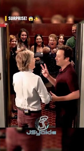 Surprising Fans in the Elevator! 😲🎸 #paulmccartney #thebeatles #jimmyfallon #shorts #jsyakie