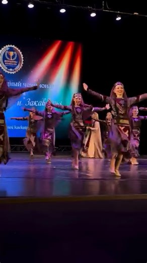 ⭐🇦🇲 Armenian Dance ‘Legend of Vardavar’ ✨ 🇦🇲⭐ Step into the magical world of Armenian traditions! This dance tells the enchanting story of Vardavar – a celebration of love, legends, and the power of water. 💃🌸 📖 Inspired by our children’s book about ancient Armenian culture, this dance brings history to life! Introduce your little ones to Armenia’s rich heritage through colorful pages filled with legends and fascinating facts. Video Courtesy of @armenia_for_kids #1 Book For Kids🇦🇲 Book �