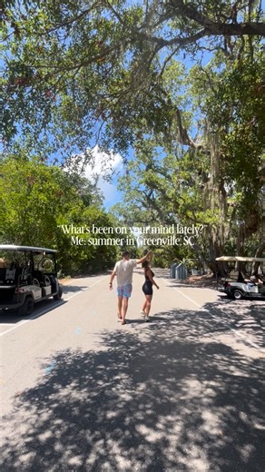 Kate Nicolosi | Greenville & Upstate, SC Real Estate Agent on Instagram: "I can’t lie… I’ve been counting down the days until life looks like this again in Greenville, SC I mean you can’t really beat living on an area that lets you be in the mountains one day and the beach the next. Not to mention, living in a city that feels like a vacation on its own. My favorite part of summer in Greenville, SC are the Saturday markets, music on main, music festivals and so much more. I can keep going on abou