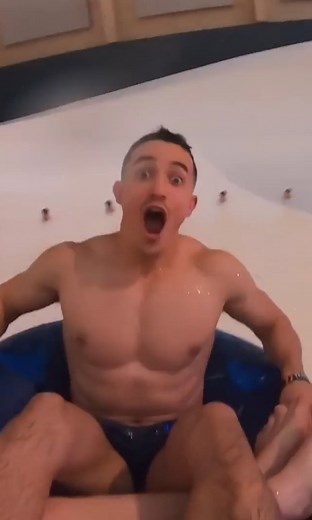 Parc aquatique géant avec Juju ! | Tibo Inshape