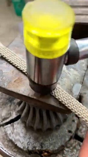 7.9K views · 71 reactions | Making 100 Cash Silver ring #satisfying #viral #reels #mechanic #auto #mechaniclife #mechanicsteve #inspiring #motivation #Amazingtechnology #Workeramazing #Incredibleworkskills #workskillsinreallife #Amazingmachine #Woodwooking #Fasterworker #Amazingworker | Technique Technology | Facebook