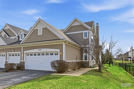 1064 Hampton Ln, Yorkville, IL 60560 - MLS 12601866 - Coldwell Banker