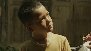 Giving Is The Best Way To Communicate Truemove H - Giving Agency: Ogilvy & Mather Director: Thanonchai Sornsriwichai Creative Director: Panu Meepaibul Production Company: Phenomena DoP: Tweesak Kumphati Editor: Manop Boonwipas Country: Thailand Released: September 2013 | advert.ge