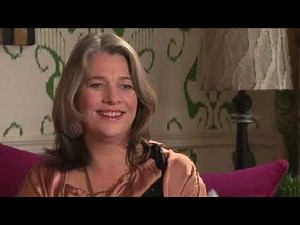 Intimacy (2001) – When Desire Isn’t Love | Movie Plot Explained in English