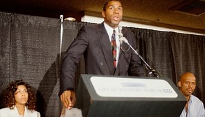 Le 7 novembre 1991, Magic Johnson révèle sa séropositivité