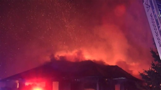 Crews battle large house fire in Mississauga
