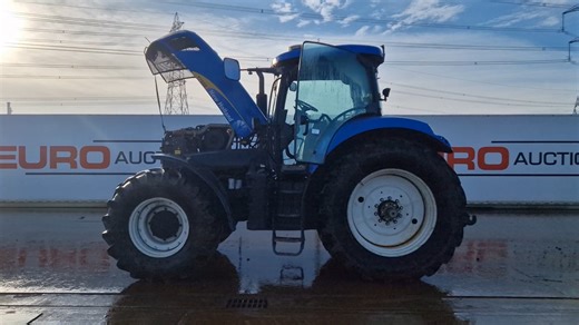 New Holland T7050