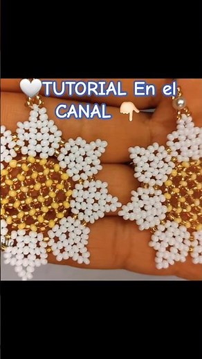 Aretes de flores en mostacilla 🌼 Tutorial completo en el canal #creaconmostacilla #mostacillas #diy