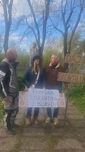 3.5K reactions · 143 shares | LAKO JE SA LJUDIMA TESKO JE SA ONIM DRUGIM殺殺殺 Milos Brestovacki i njegova supruga spremili posnu corbu doneli domace specijalitete.. | Etnorustik Nameštaj Loznica Pantić | Facebook