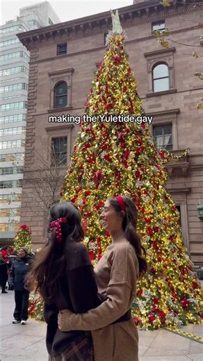 Making the Yuletide gay 🤍👩‍❤️‍💋‍👩🎄#wlwtiktok #wlw #wlwrelationship