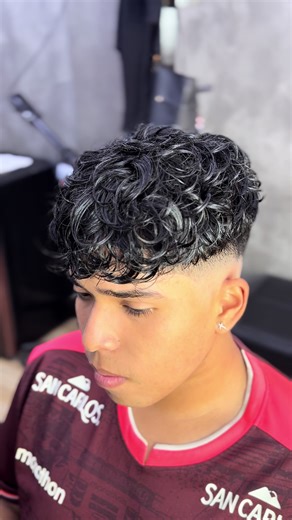 Curly cut #peru #lima #barbershop #sanluis #men