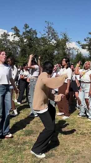 ATINY Pick the Spiciest Train! ATEEZ Hello82 Event