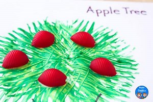 Your kids are gonna love this apple tree craft