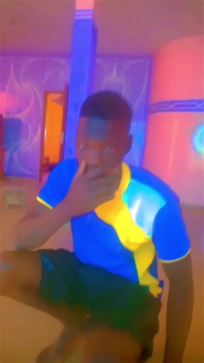 Vidéos de ameth7772 (@ameth7772) avec son original - MOMO_LYRICS1 ✪