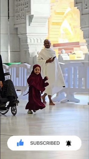 Heartwarming Umrah Moment: Sweet Little Girl Happily Walks Beside Her Mother in Makkah #cutekids