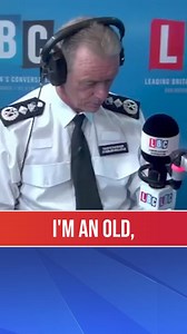 This is the remarkable moment a former bank robber called the most senior police officer in Britain to complain about his treatment from officers. | LBC