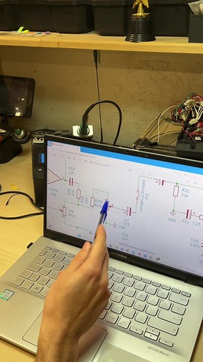 Understanding the Role of an Electronic Engineer