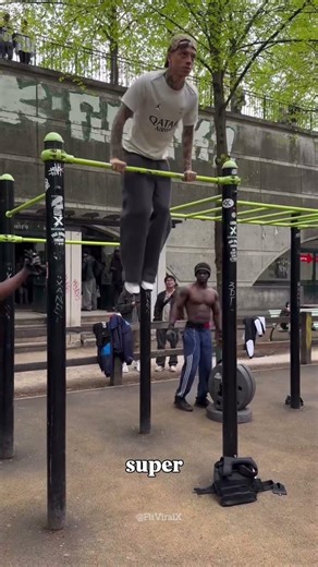 Rapper Goes Beast Mode 😳💪(@centralcee)