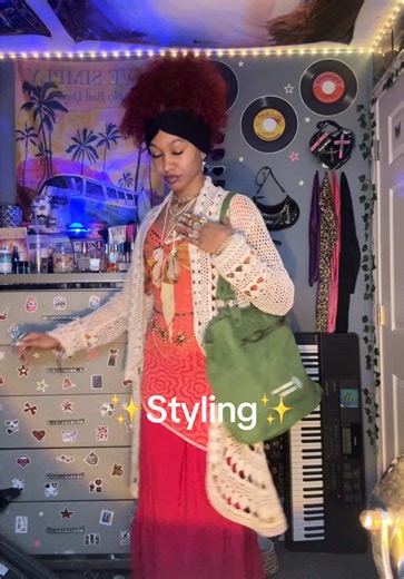 i was actually so shocked i did this. I’ve always watched other people style their clothes and didn’t think i would be capable of that. Never say never to anything. It’s always possible🫂 #thesmiths #fyp #wearingvsstyling #fashiontiktok