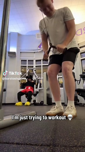 Mickey Mouse workout 💀 @Project Big Screen (via:@DoubleT @silly steve) #halloween