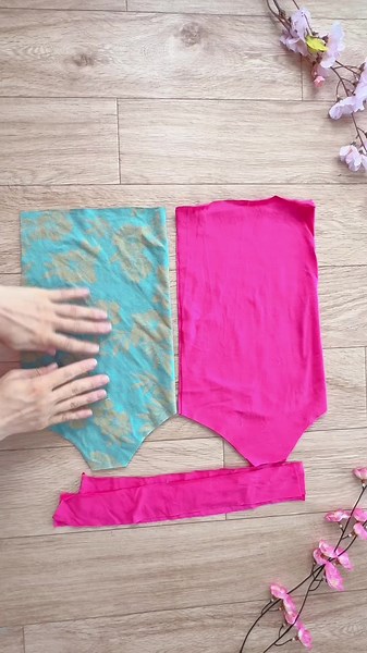 DIY Y2K Spaghetti Strap Top Sewing Tutorial