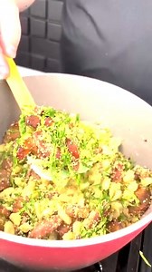 347K views · 12K reactions | Feijão Tropeiro Fácil de Fazer | Ricardo Lima | Facebook