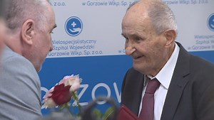 Najstarszy chirurg w Polsce żegna się z zawodem. Ma 96 lat
