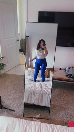 standing vs sitting 😂 | Ellesquishy