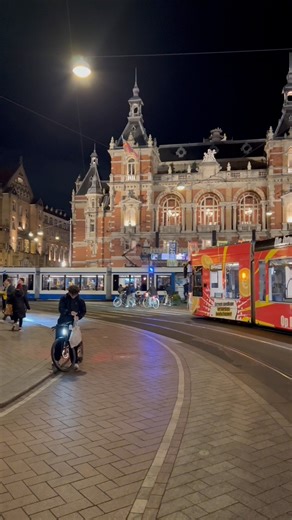 📍Exploring Amsterdam @ night ✨ #amsterdam #nightlife #netherlands #fyp | I Love The Netherlands
