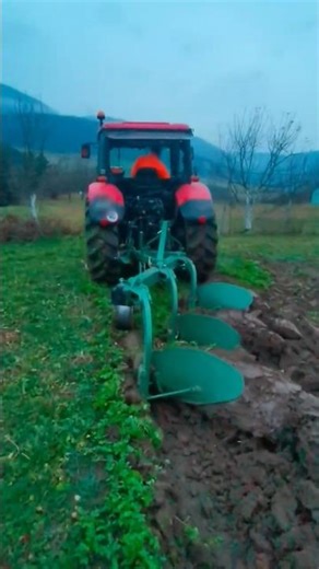 Zetor Proxima - Plowing field / Jesenná orba s pluhom PH 1-434 | Ploughing | #farm #mud