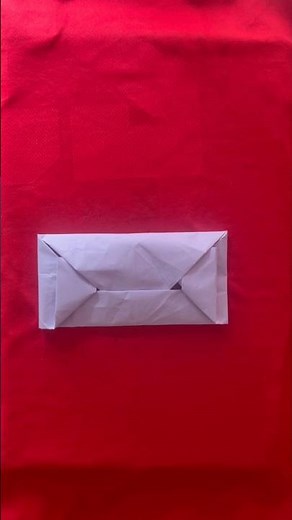Tiny Paper Envelopes That Make Gifts Feel Expensive