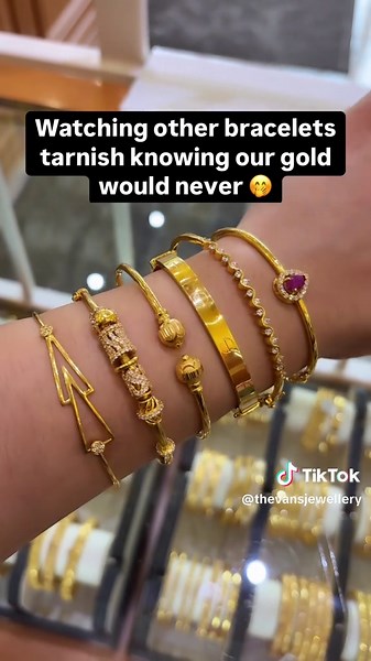 Exploring the Beauty of 22K Gold Jewellery