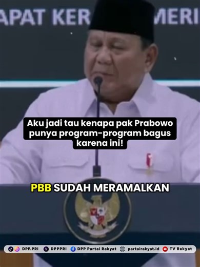 Taklimat Presiden hari ini bersama Kabinet Merah Putih! 🔥 Presiden Prabowo Subianto memberikan arahan strategis untuk memastikan program prioritas berjalan maksimal 💪 Mulai dari penguatan sektor pertanian 🌾, peningkatan kesejahteraan petani 👨‍🌾, hingga keberlanjutan program makan bergizi gratis untuk masyarakat 🍽️✨ Langkah ini jadi bagian dari upaya memperkuat ketahanan pangan dan meningkatkan kualitas hidup rakyat Indonesia 🚀 #prabowosubianto #prabowo #makanbergizigratis #petani #sawah #