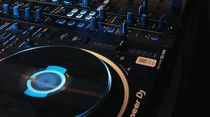 2.3K views | $40 FREE CREDIT. Our studio is waiting for you, and it's available right now. Tap the image to claim your session and get behind the decks. Private room. Club sound. Zero hassle. | Soundbox Studios | Facebook