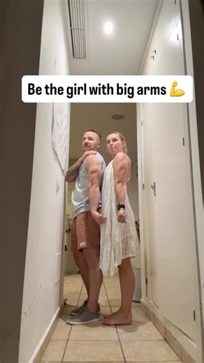 Strong, not skinny 💪#womenwholift